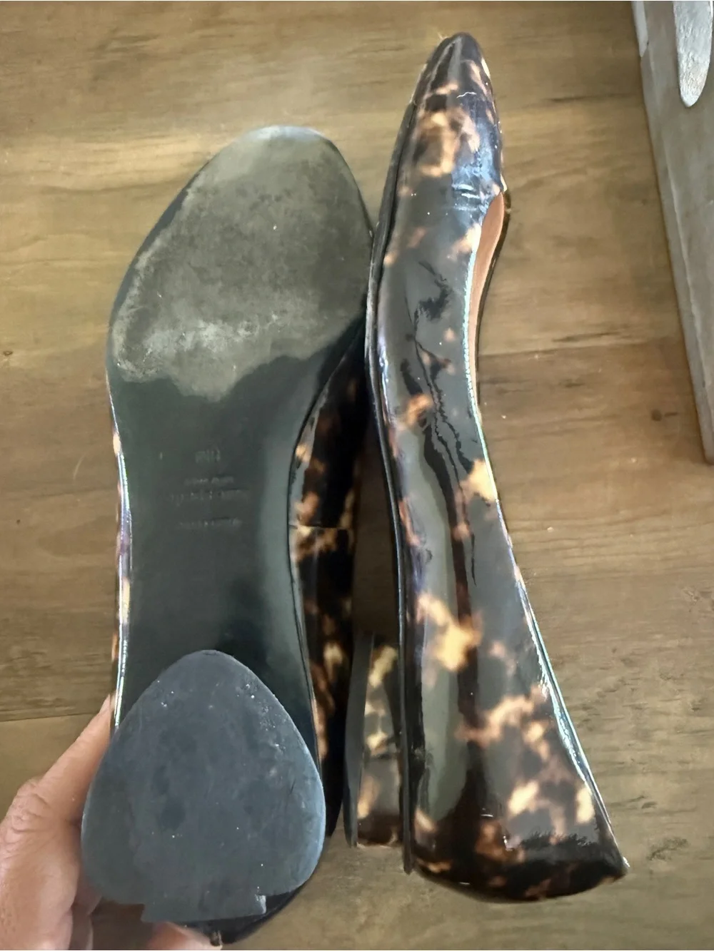 KATE SPADE Tortoise Print FALLYN Patent Leather   Flats Shoes size 9 GUC